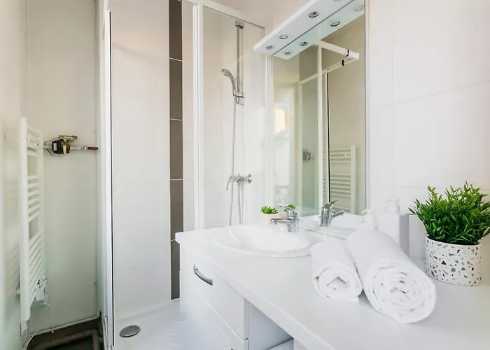 1Br Lovely Apartment Near Latin Quarter & Notre Dame * Paris